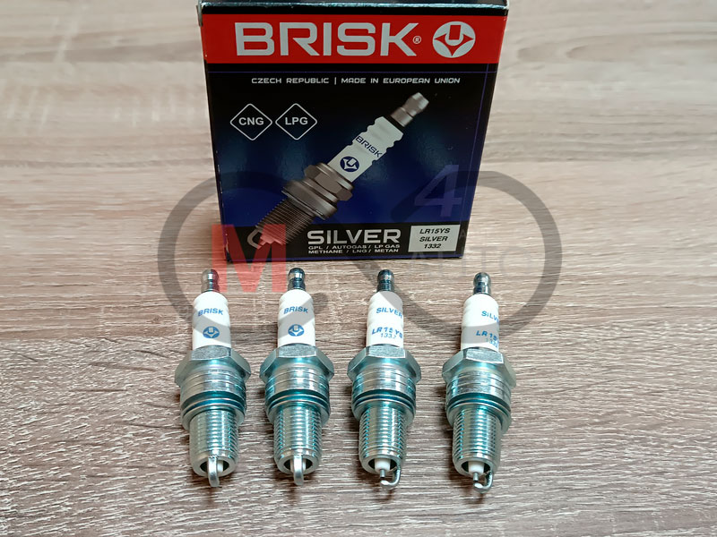 Свічка запалювання BRISK silver LR15YS (1332) ВАЗ 2101-2110 8 кл