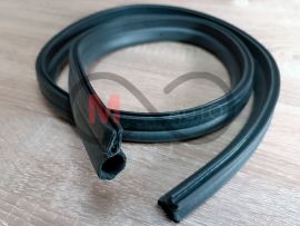 Ущільнювач капота ВАЗ 2101-07 задній (1.25 м), ASR