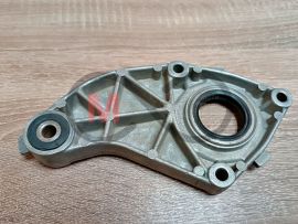 Крышка подшипника редуктора переднего моста левая ВАЗ 2123, 21214