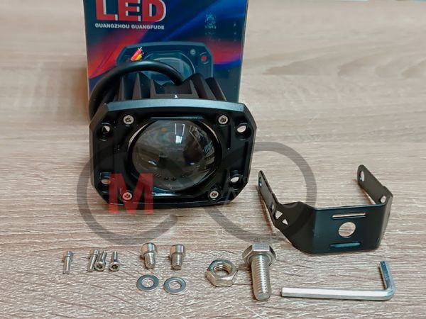 LED фара квадратная линзованая 40Вт ближний/дальний (⌀81мм), 1 шт.